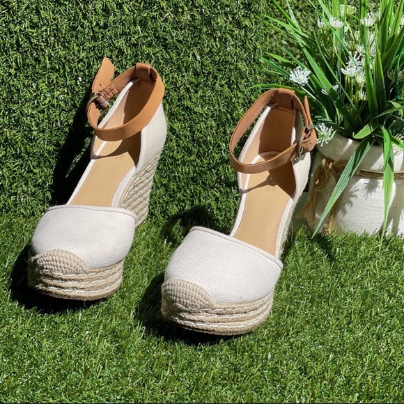 Michael Kors 🔴Wedge espadrilles women’s Size 9.5 - Picture 6 of 7